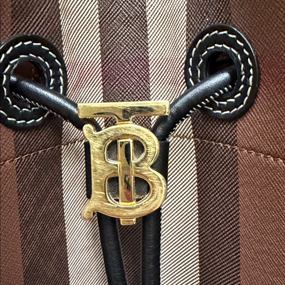 Burberry Dark Birch Small Drawstring Bucket - Picture 4 of 14